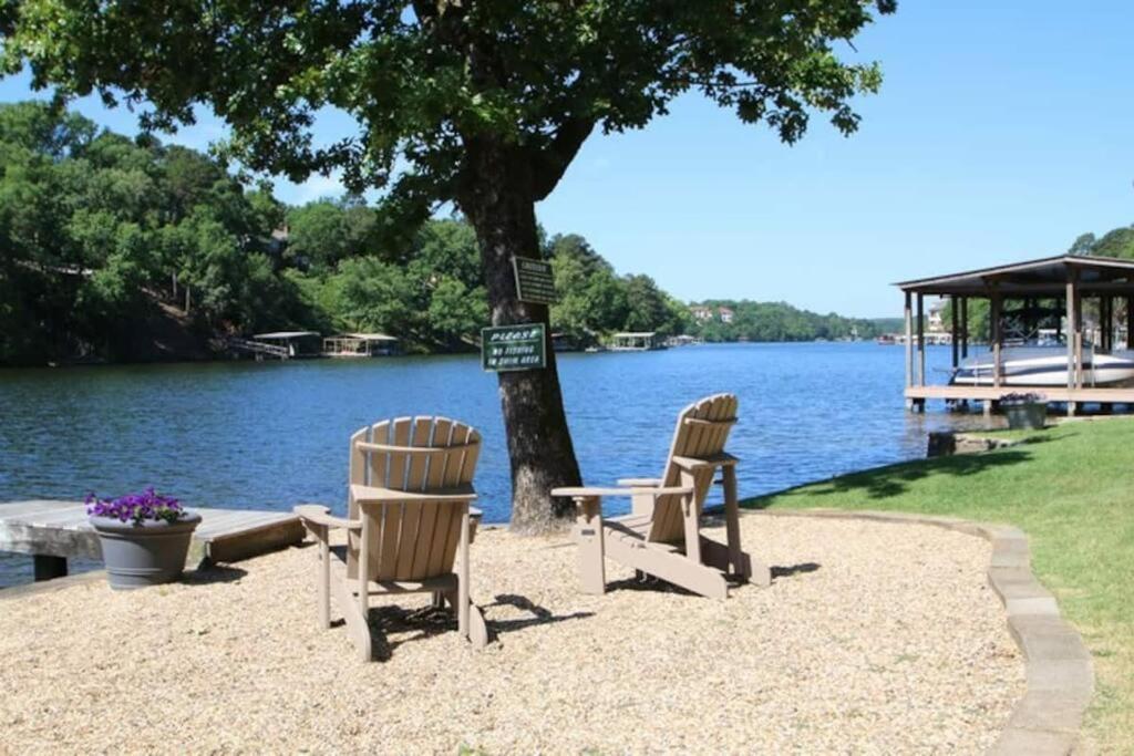 #09 - Large Lakeview One Bedroom- Pet Friendly Hot Springs Exterior photo
