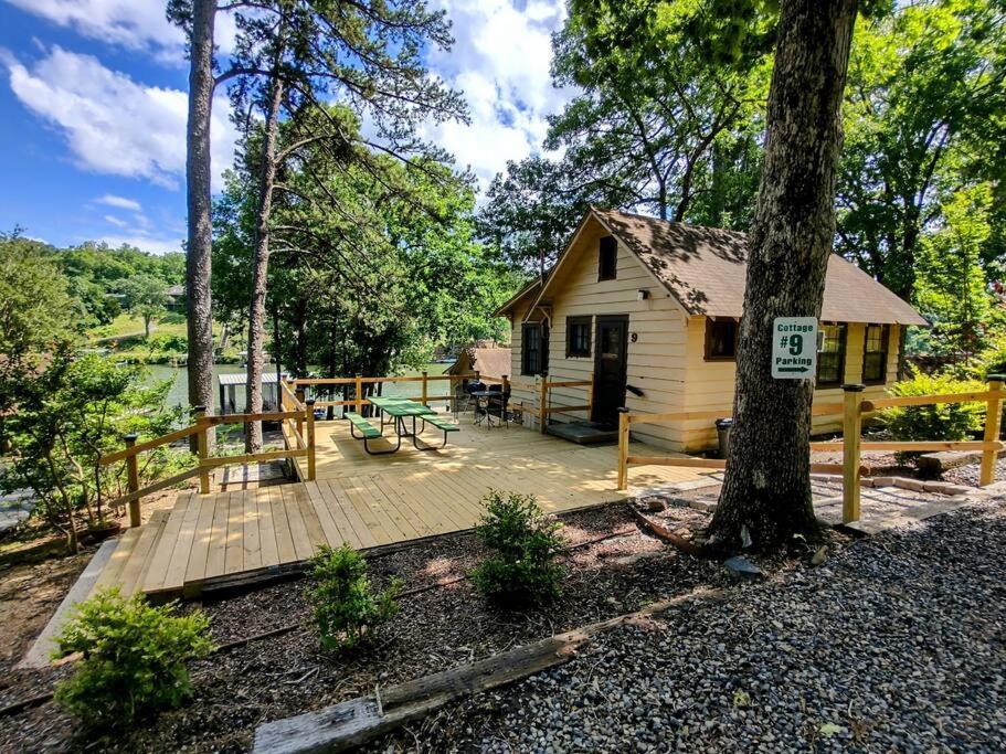 #09 - Large Lakeview One Bedroom- Pet Friendly Hot Springs Exterior photo