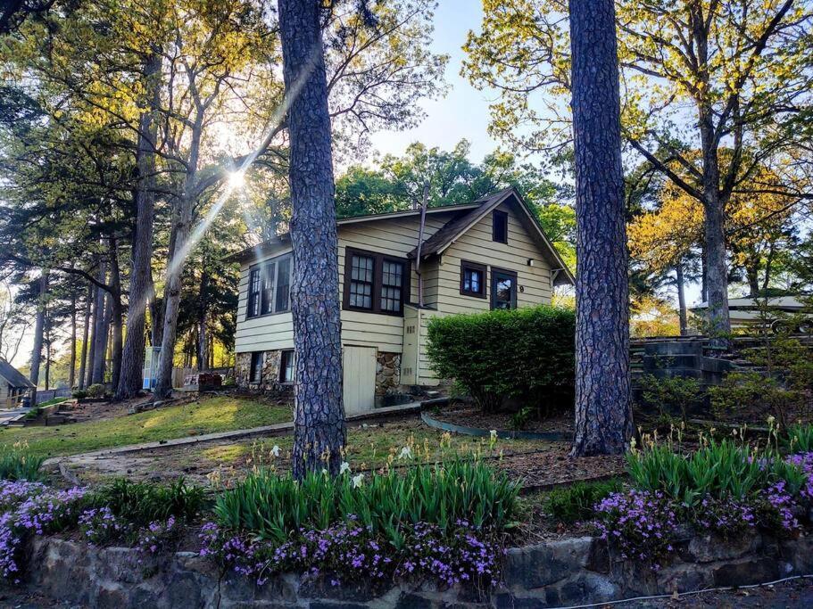 #09 - Large Lakeview One Bedroom- Pet Friendly Hot Springs Exterior photo