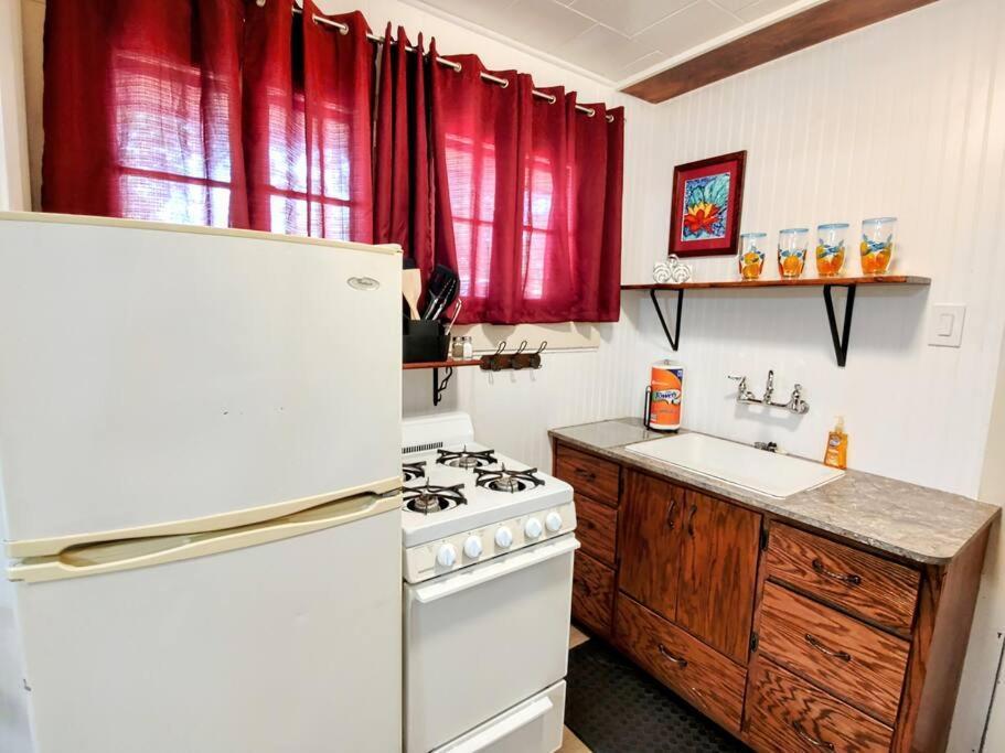 #09 - Large Lakeview One Bedroom- Pet Friendly Hot Springs Exterior photo