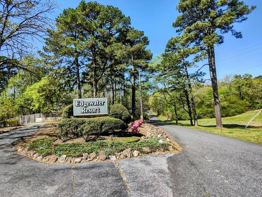 #09 - Large Lakeview One Bedroom- Pet Friendly Hot Springs Exterior photo